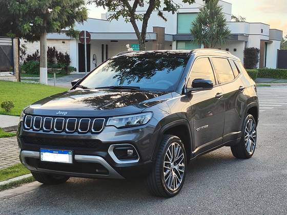 JEEP COMPASS 2.0 TD350 TURBO DIESEL LIMITED AT9